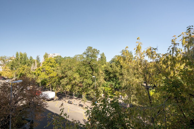Diham comision 0% - Garsoniera cu vedere spre Parcul Cismigiu - bloc Diham ( MAI)