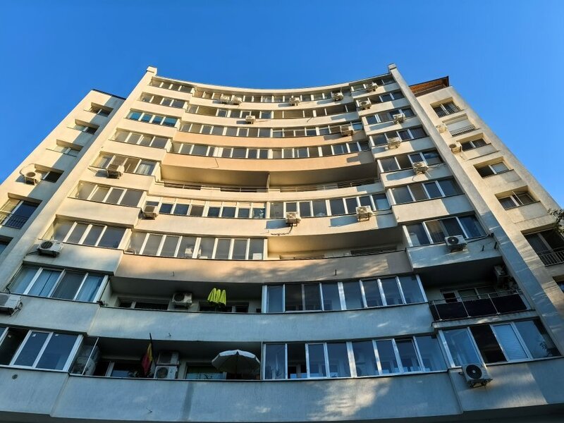 Diham comision 0% - Garsoniera cu vedere spre Parcul Cismigiu - bloc Diham ( MAI)